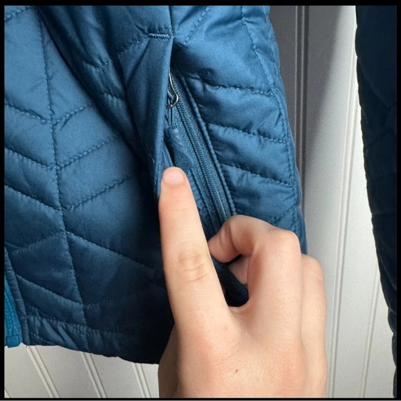 The North Face Teal Full Zip Quilted Puffer Bombay Jacket Women's Small - Picture 3 of 5